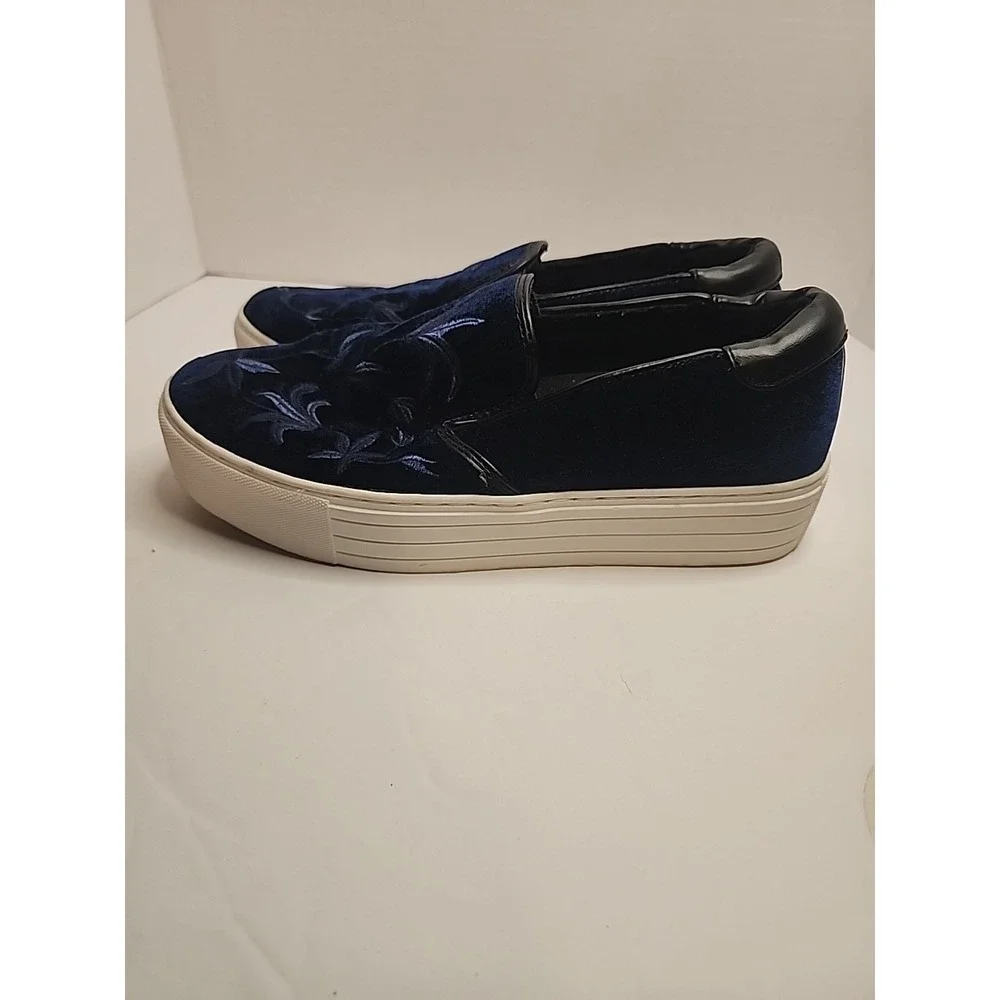 Boho Embroidered Velvet Floral Platform Sneakers Size‎ 9M Blue